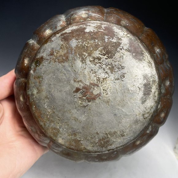 Mid-Century Silvered Copper United Arab Republic Middle Eastern Incised Bowl - Picture 4 of 16